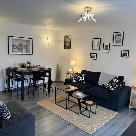 Confort Et Balcon Apartment